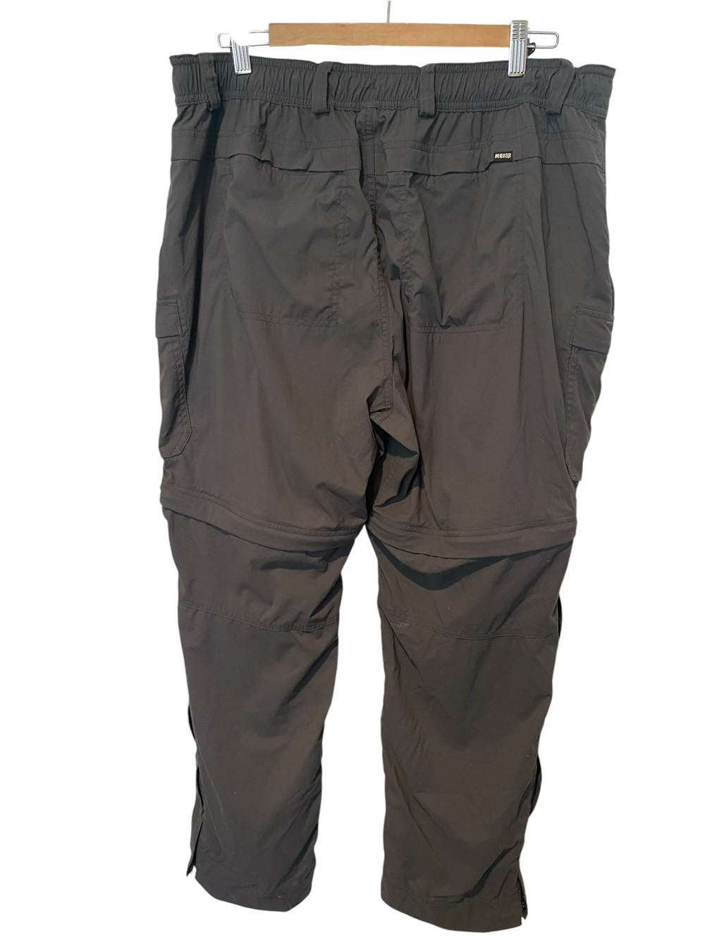 REI WOMENS SZ 18 NYLON BLEND GREY CONVERTIBLE CARGO HIKING PANTS - Picture 3 of 6